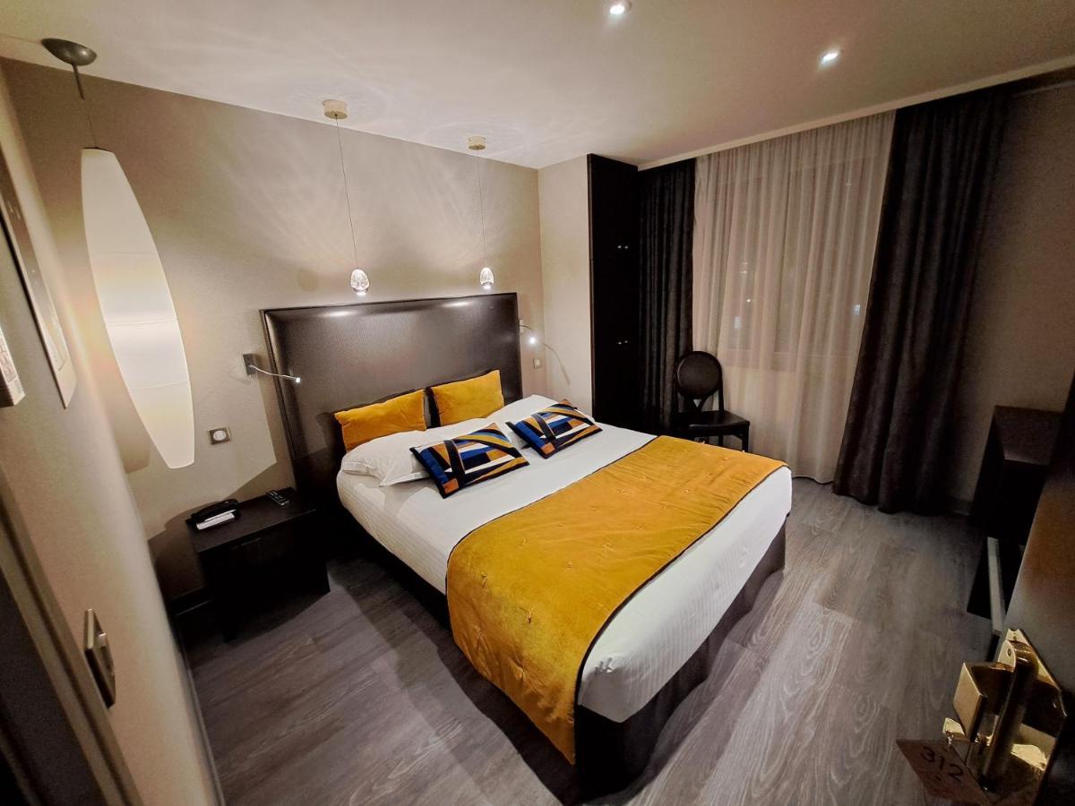 Hotel Des Princes, Chambery Centre ภายนอก รูปภาพ