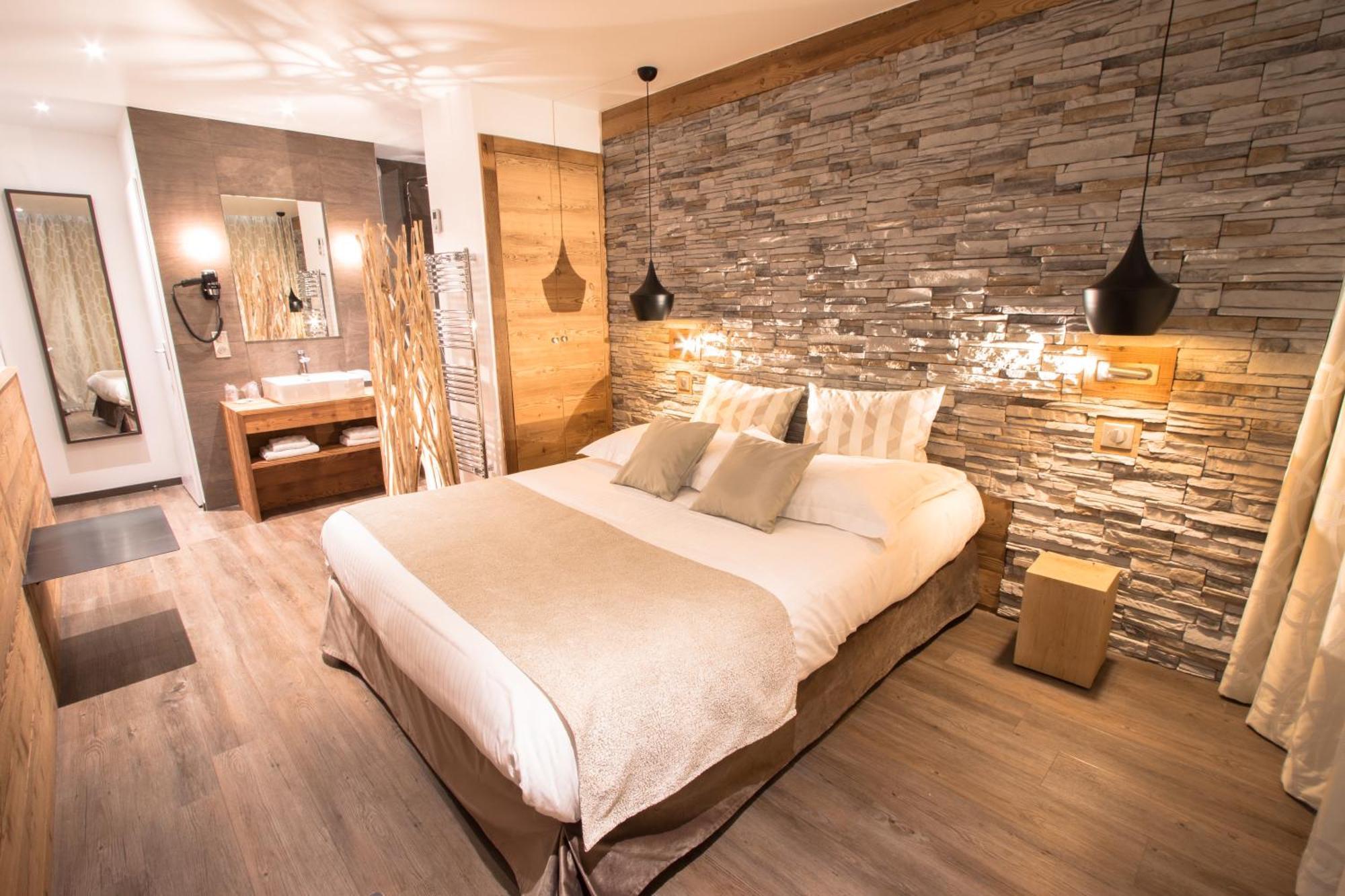 Hotel Des Princes, Chambery Centre ภายนอก รูปภาพ