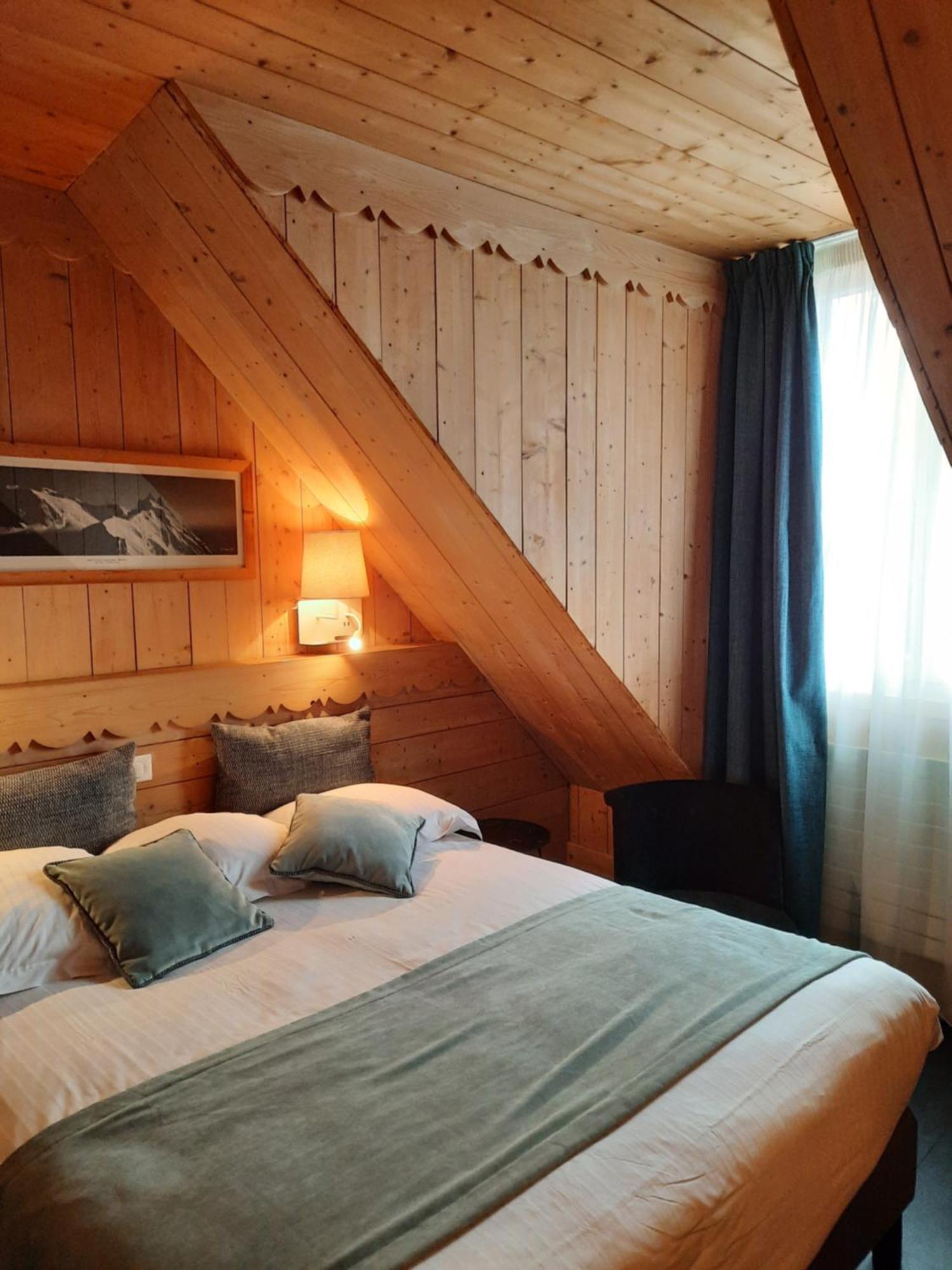 Hotel Des Princes, Chambery Centre ภายนอก รูปภาพ