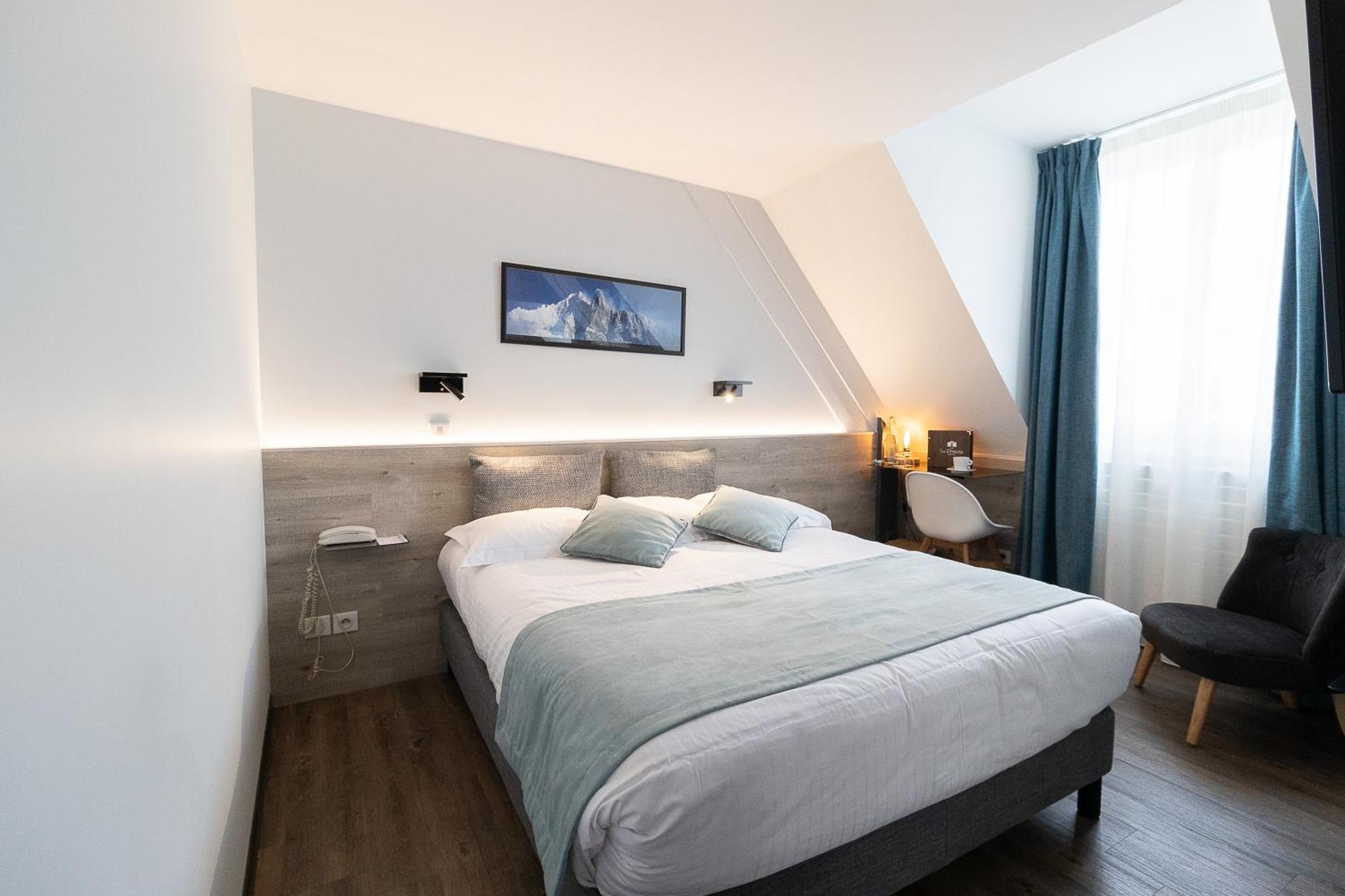 Hotel Des Princes, Chambery Centre ภายนอก รูปภาพ