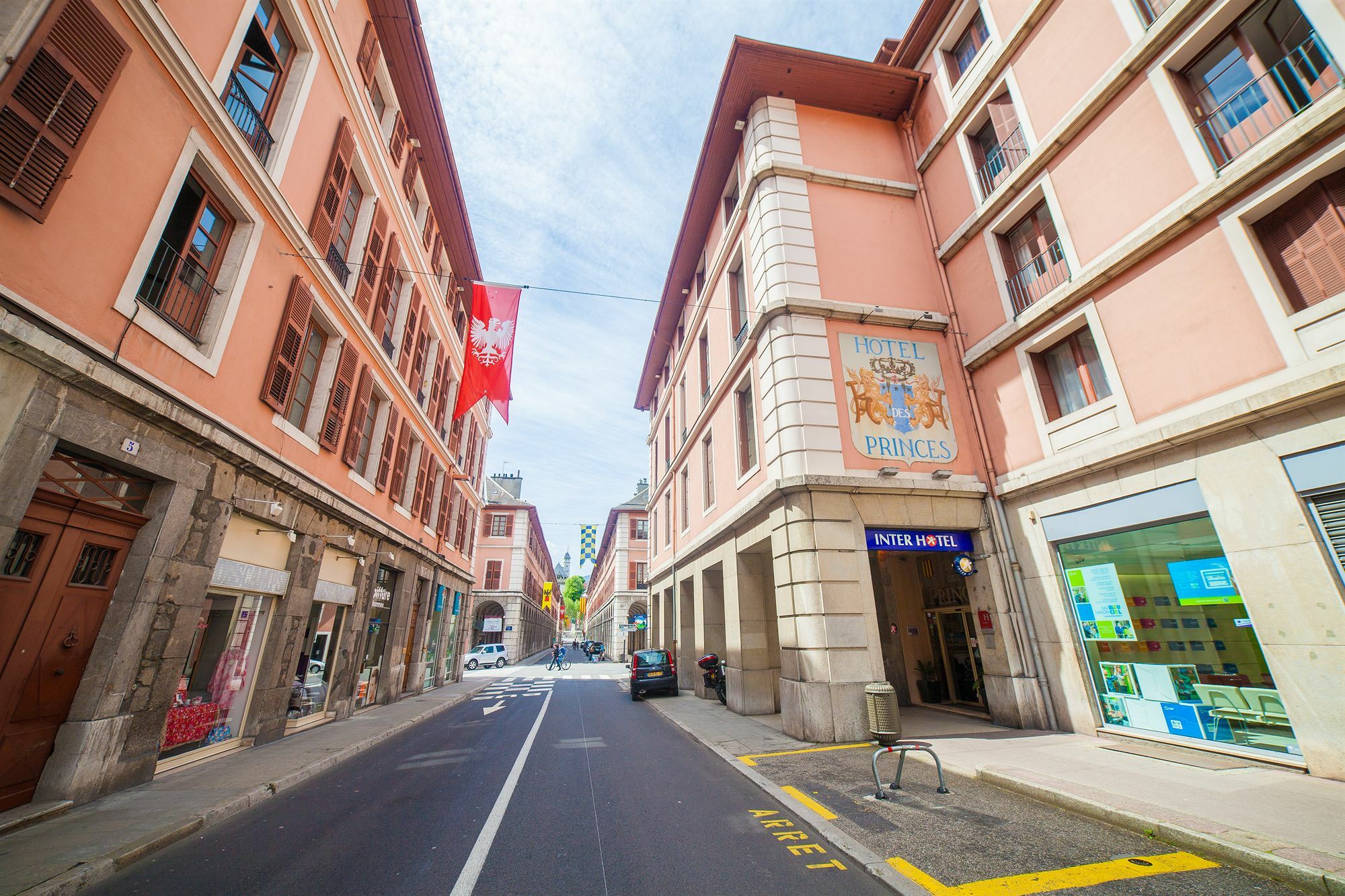 Hotel Des Princes, Chambery Centre ภายนอก รูปภาพ